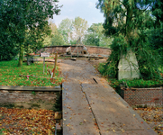 840851 Afbeelding van de restauratie van de grafheuvel (rotonde), op de 1e Algemene Begraafplaats Soestbergen ...